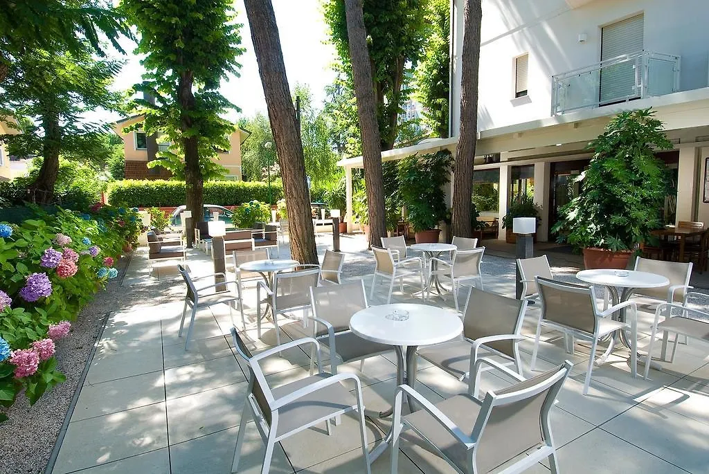 Hotel Trieste-1